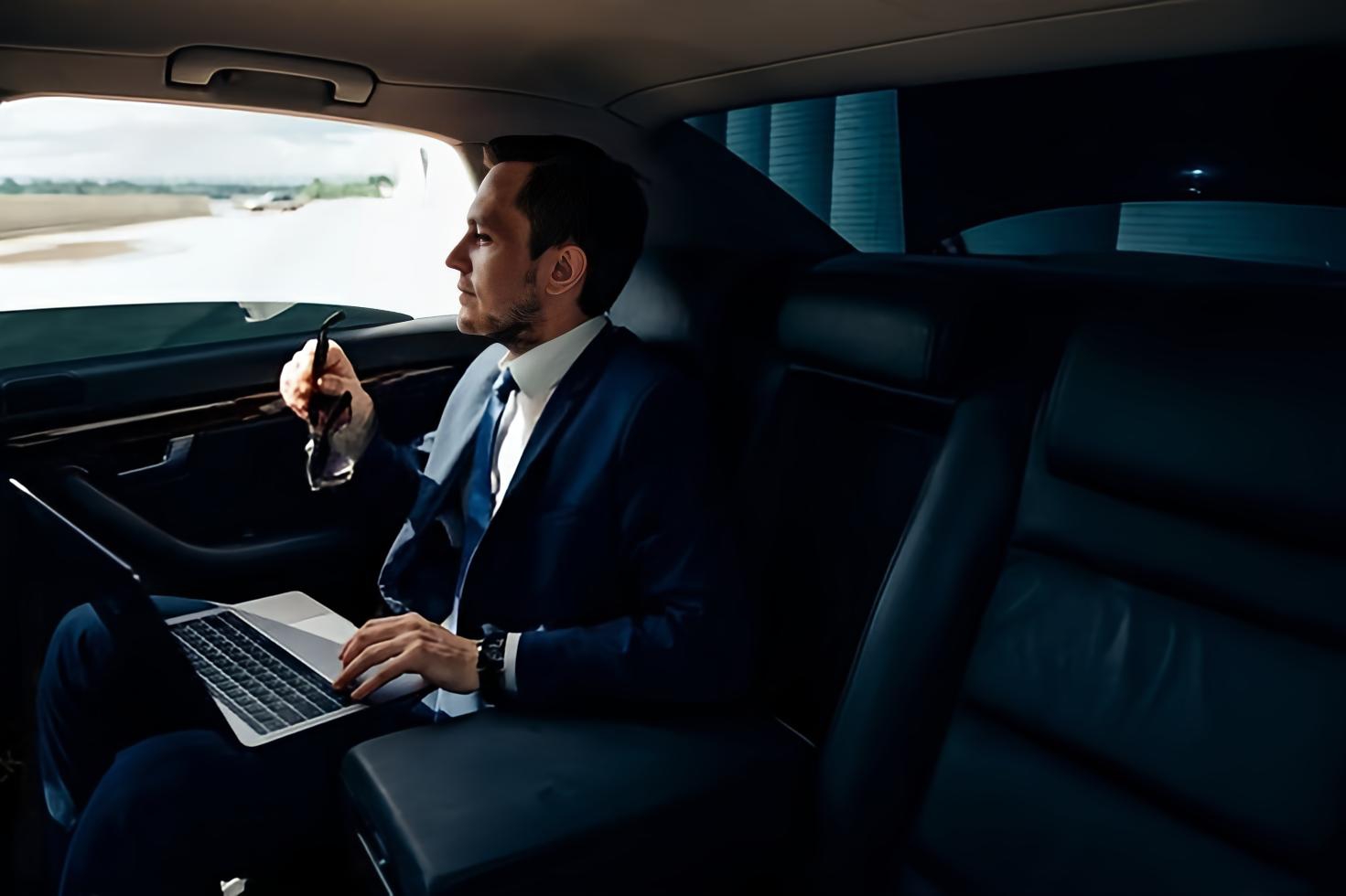 On-time Commitment and Professionalism with Ouistar Chauffeur